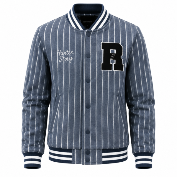 ChatGPT Image 4 ago 2026, 03_26_24 p.m. Casaca Béisbol Varsity Hunter Story