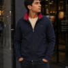 ChatGPT Image 4 ago 2026, 07_56_32 p.m. Chaqueta Casual con Cuello Alto